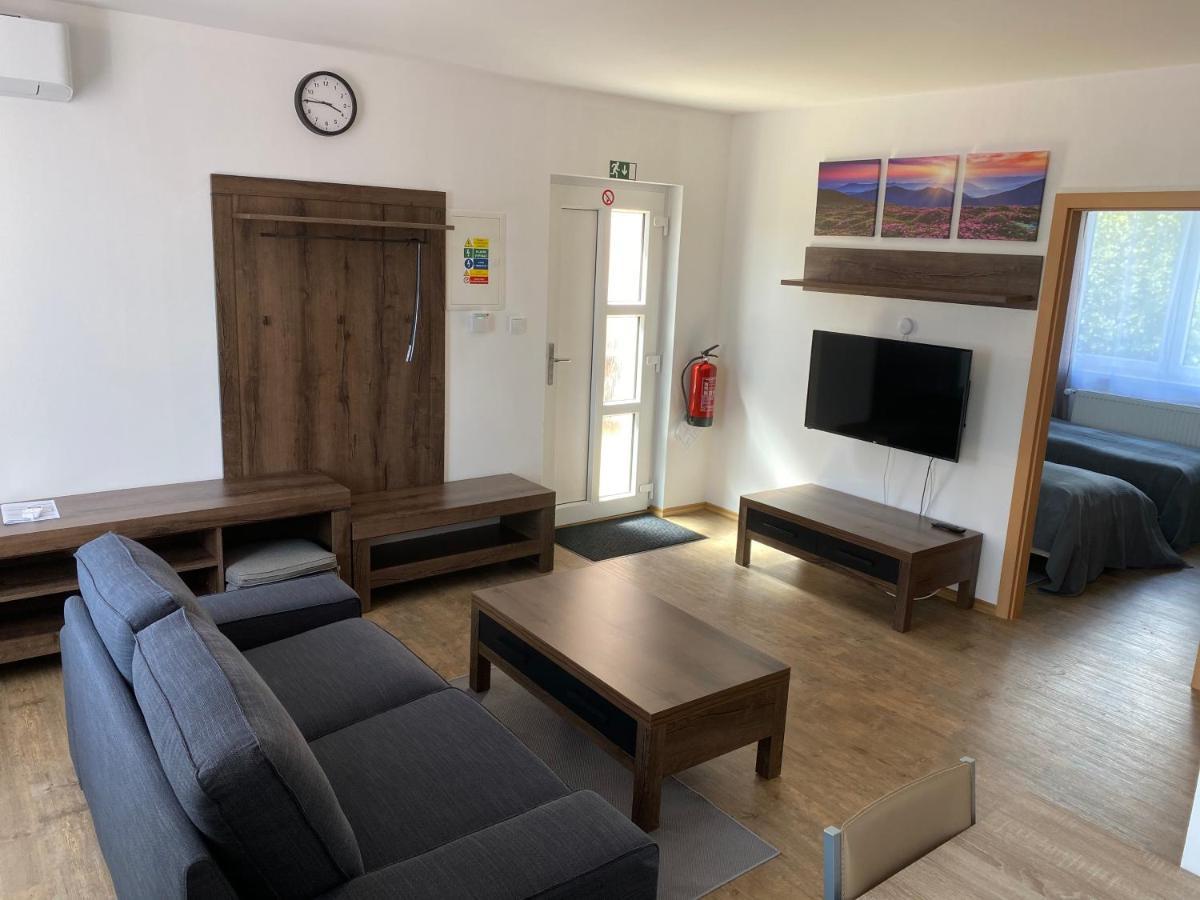 Apartmány Krupka Esterno foto