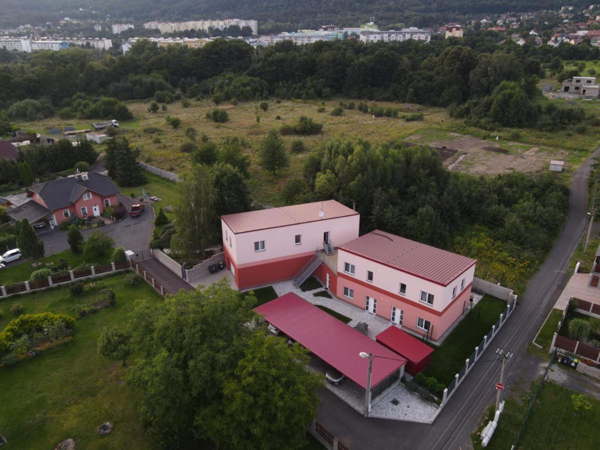 Apartmány Krupka Esterno foto